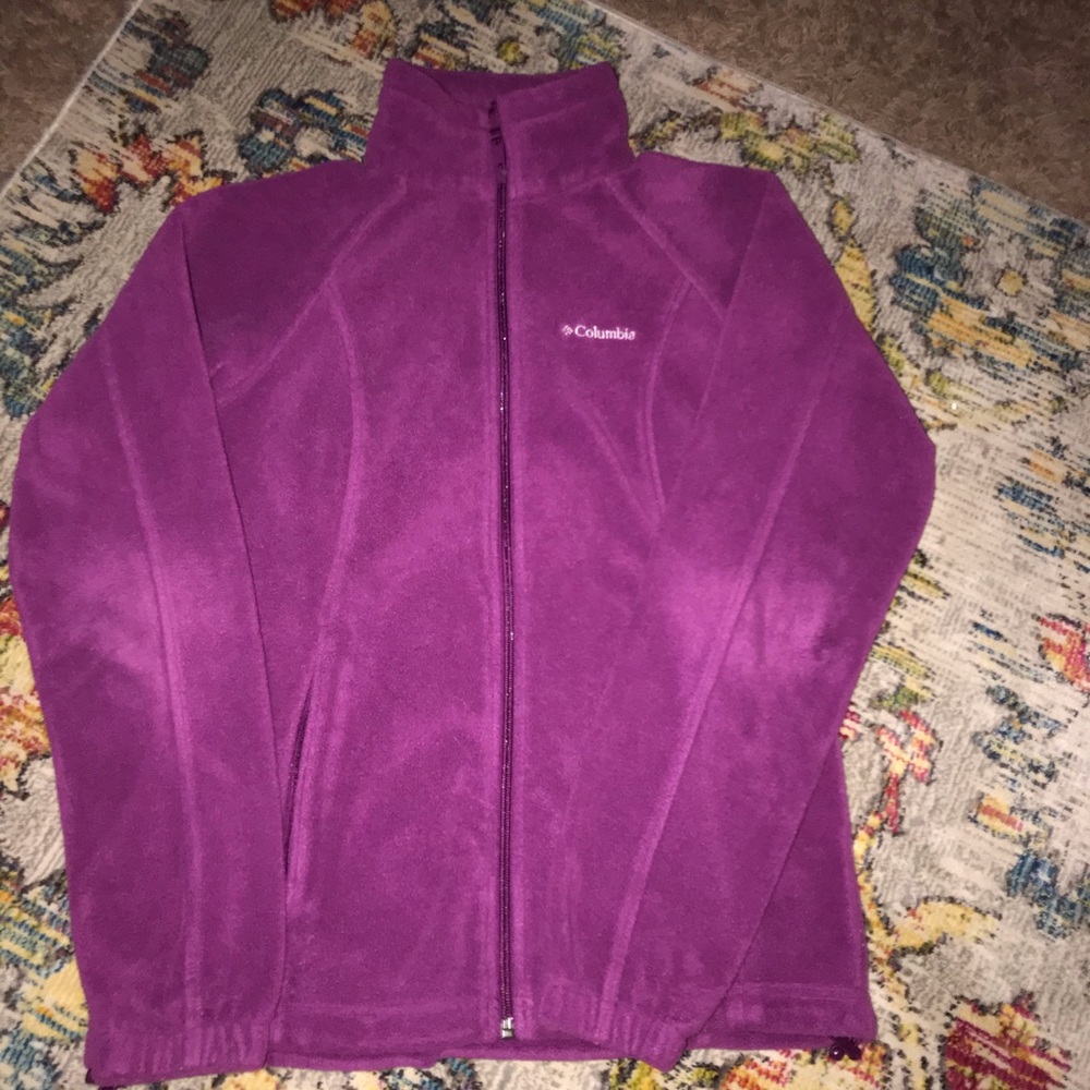 Columbia gorgeous mulberry/ wine zip up jacket